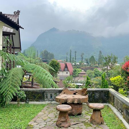Gubuk Ndeso Bromo Apartment ภายนอก รูปภาพ
